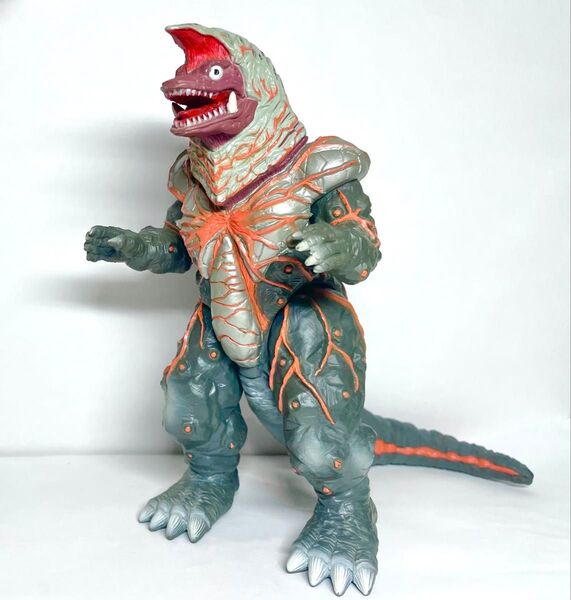 希少品 ゴルザ 強化 ファイヤーゴルザ ソフビ ウルトラマンティガ ウルトラマン バンダイ 円谷プロ