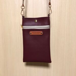 ★ハンドメイド★スマホショルダー ポーチ 合皮 あずき色 ボルドー ワインレッド