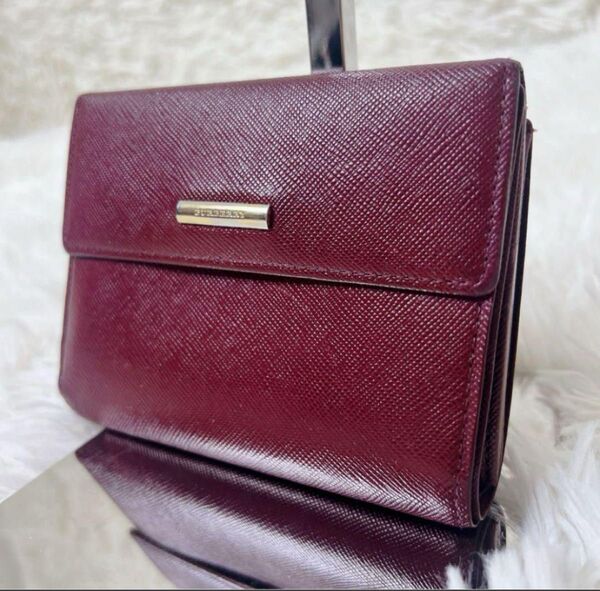 Burberry バーバリー ノバチェック がま口 三つ折り財布 ワイン ロゴプレート ボルドー 赤
