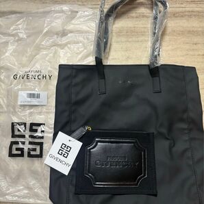 新品未使用 トートバッグ 正規品 GIVENCHY ジバンシー ポーチ付き