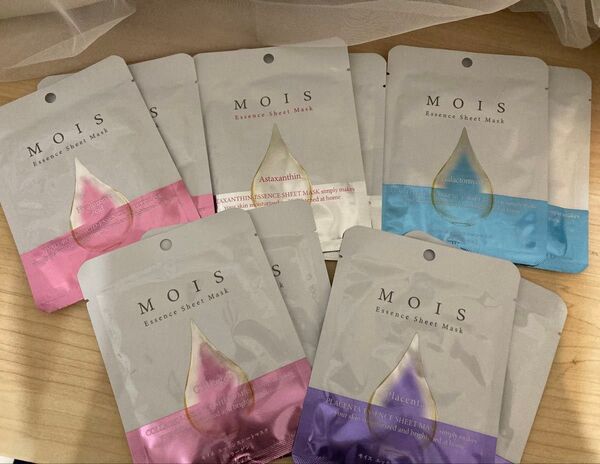 無添加 保湿 フェイスパック エッセンスシート10枚 フェイシャル パック 保湿 顔パック MOIS コラーゲン ヒアルロン酸