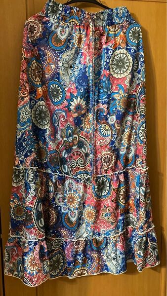美品 エスニック フラワーモザイク フレアスカート リゾート オリエンタル S
