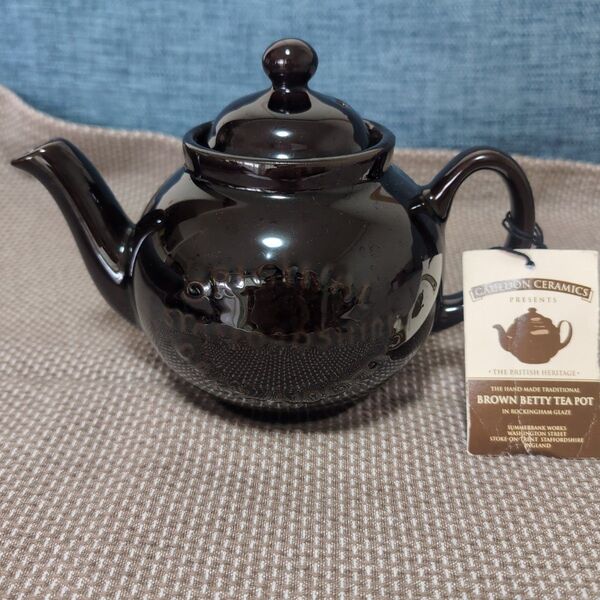 ブラウン ベティ ティーポット ロゴ入り Brown Betty 2cup