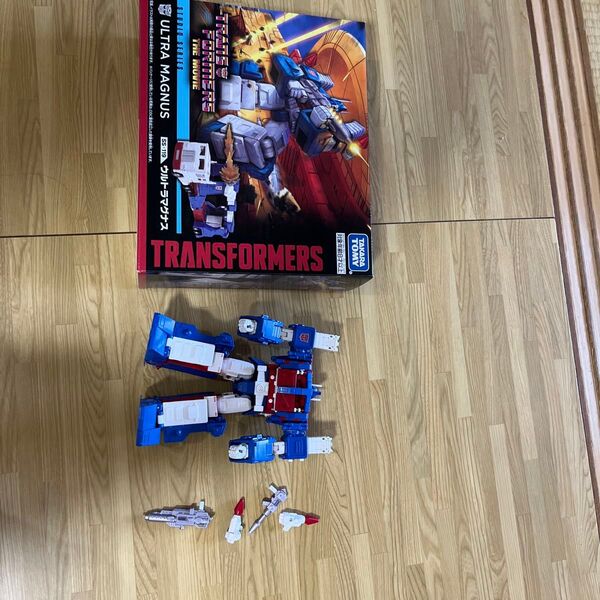 トランスフォーマー スタジオシリーズ ウルトラマグナス SS-119 タカラトミー 開封だけ