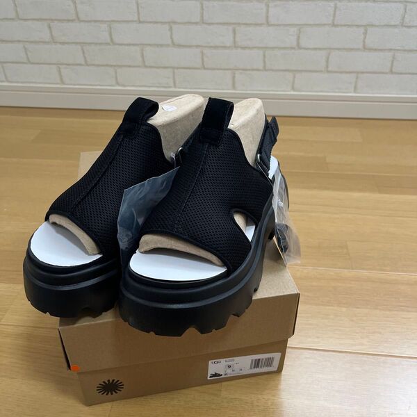 UGG アグ 新品 本物 サンダル スポーツサンダル ブラック