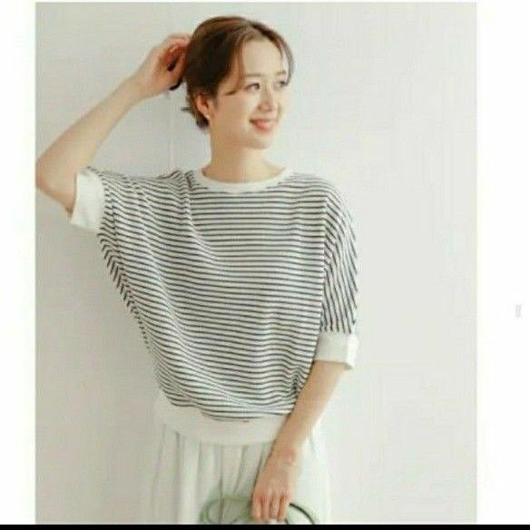 美品 アーバンリサーチドアーズ 春夏 タックフライスワイドTシャツ