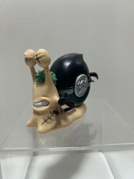 ワンピース ゾロ フィギュア 電伝虫
