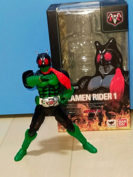 S H Figuarts フィギュアーツ 仮面ライダー1号 本郷猛
