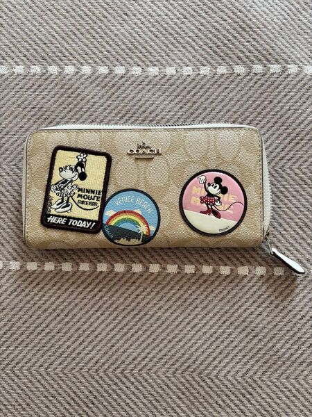 コーチ 長財布COACH DISNEY ディズニー コラボ WDW50周年 ラウンドジップ ミッキー シグネチャー レディース財布