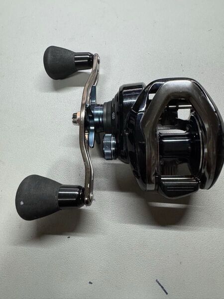 SHIMANO シマノ 17 グラップラー301HG ベイトリール 左