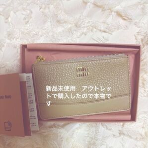 新品未使用 ミュウミュウ 財布