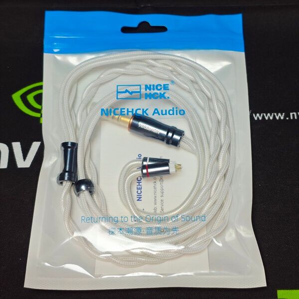 【使用1ヶ月 中古】NICEHCK SnowWings 4.4mmバランス/2pin OFCバージョン リケーブル