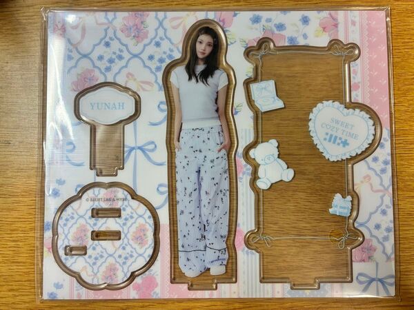 ILLIT エニマイくじC賞 ユナ(YUNAH) アクリルスタンド
