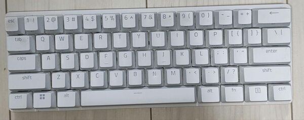 Razer ゲーミングキーボード Huntsman Mini JP