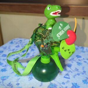 ジュラシックワールド 携帯扇風機 フィギュア付き