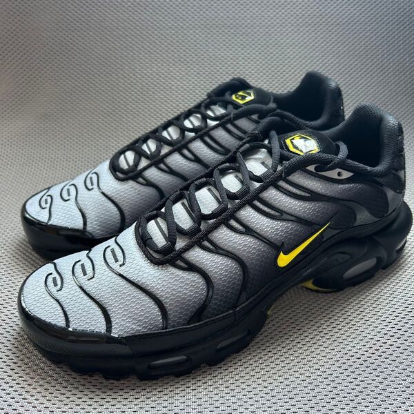 Nike Air Max Plus "Wolf Grey/Black/Opti Yellow" 28cm