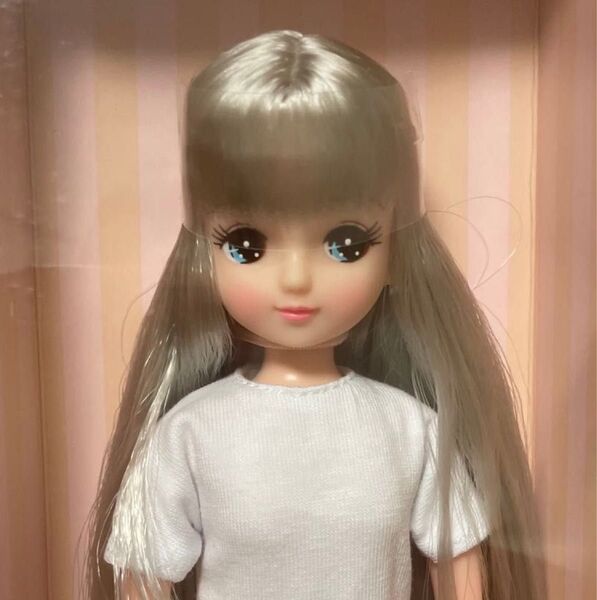 新品未開封★お顔厳選★2019年神戸三宮BASIC きらちゃんV2 リカちゃんキャッスル リカちゃん フレンド