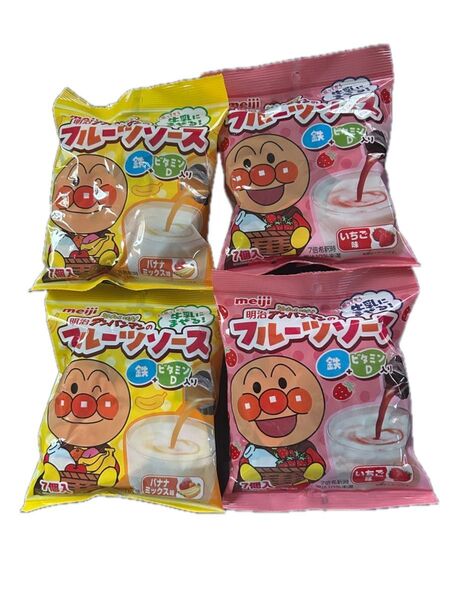 明治それいけ!アンパンマンのフルーツソース いちご味(20ml×7)×2、バナナミックス味(20ml×7)×2 2袋500円可能