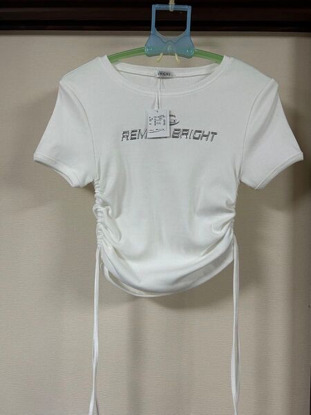 INGNI メタルロゴサイドギャザーリブTシャツ M新品 Tシャツ 半袖Tシャツ