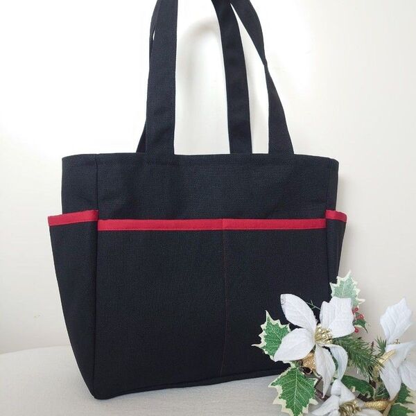 黒帆布×赤 ファスナーポケット サイドポケット 肩掛けトートバッグ ハンドメイド