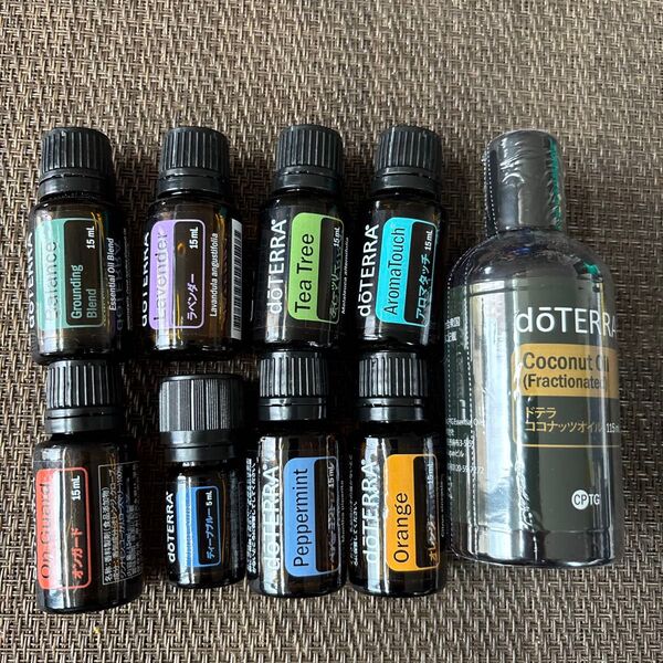 doTERRA アロマタッチ 精油8本とココナッツオイルのセット 未使用 ドテラ