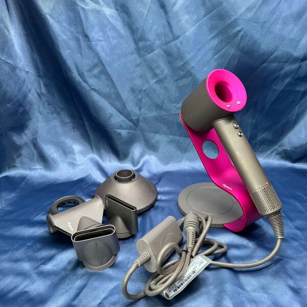 アタッチメント付き! Dyson Supersonic Ionic HD08 ヘアドライヤー ピンク