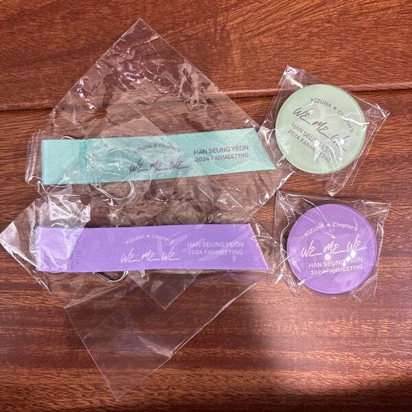 KARA コンサート カラ アイドル ファンミ 缶バッジ グッズ キーホルダー マグネット
