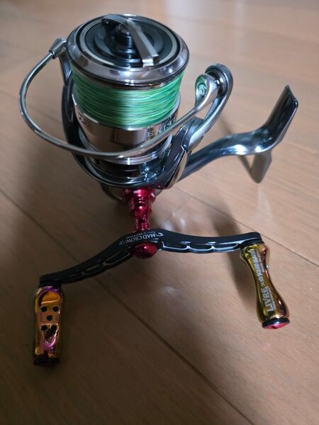 22イグジスト2500sエギマニ限定ハンドルバランサーつき