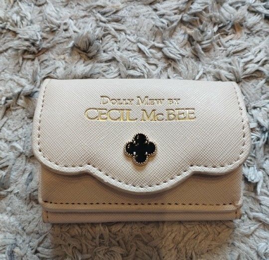 CECIL McBEE ミニ財布 ベージュ セシルマクビー コンパクト財布 三つ折財布 未使用