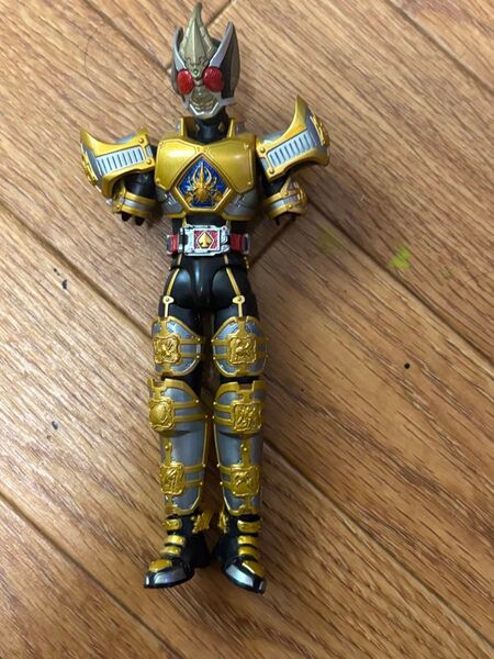 S Hフィギュアーツ 仮面ライダーブレイドキングフォーム ジャンク品
