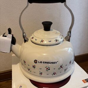 【希少】ル・クルーゼ クリーム やかん ケトル プチフルーツ 1,6L クラシック
