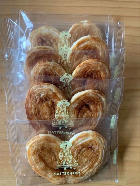 老舗洋菓子店マッターホーン パルミエパイ