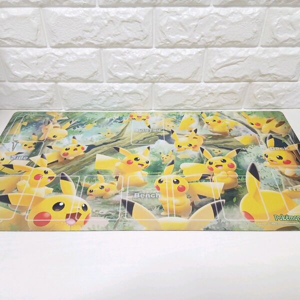 ピカチュウの森 プレイマット ポケモンカード プレマサプライ