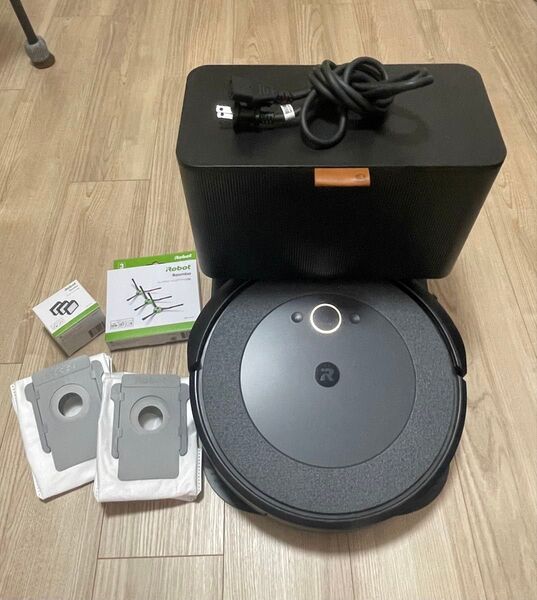 iRobot Roomba i5+ ロボット掃除機 クリーンベース付き ルンバ アイロボット