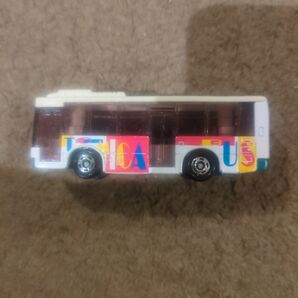 ☆トミカバス カラフルデザイン