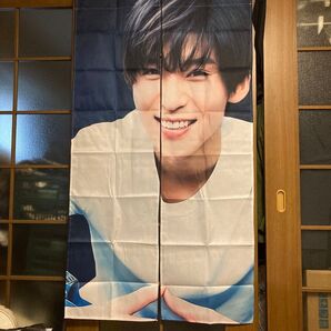 目黒蓮さんの暖簾です。幅83cm X長さ150㎝です。