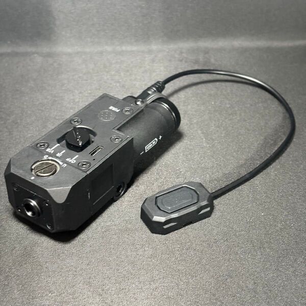 売り尽くし! 充電式 CQBL-1 グリーンレーザー/ゼロイン可 PEQ OGL NGAL
