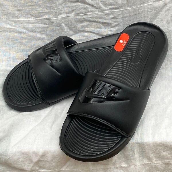 新品未使用品 ナイキ NIKE メンズ 28.0cm シャワーサンダル 軽量 黒ブラック CN9675/003
