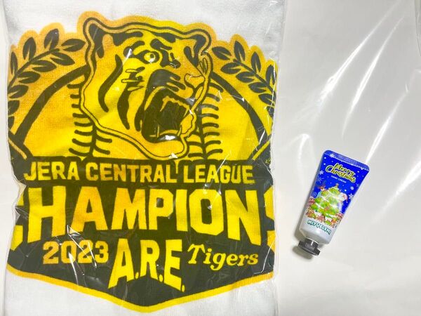 クリスマス柄ハンドクリーム20g1本+2023年優勝 阪神タイガース 2023セリーグ優勝記念 ビールかけタオル タイガース