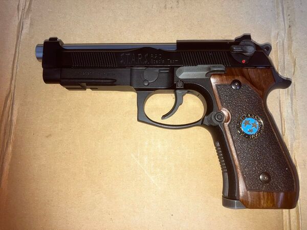 マルイ サムライエッジA1 ジル・バレンタイン モデル ガスガン M9A1 ベレッタ