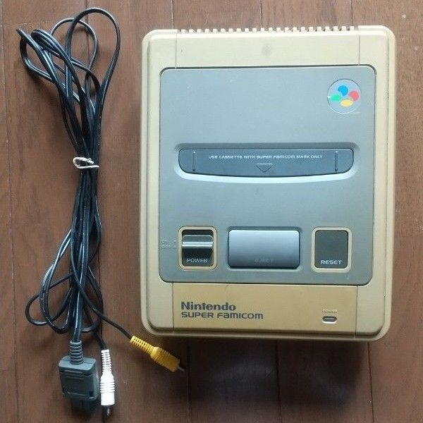任天堂 Nintendo ニンテンドー スーパーファミコン スーファミ SFC 接続ケーブル付属 ジャンク