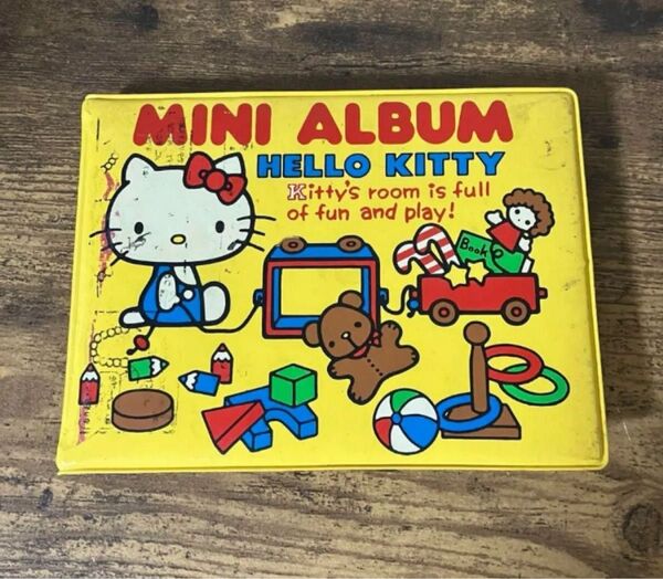 【昭和レトロ/当時物】1976年製 SANRIO/サンリオハローキティ/HELLO KITTY ミニアルバム