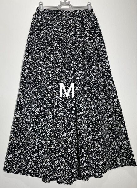 ラダリスタ ロングスカート Mサイズ 花柄 総柄 フレア ウエストゴム オフィスカジュアル 美シルエット 大人可愛い 春夏