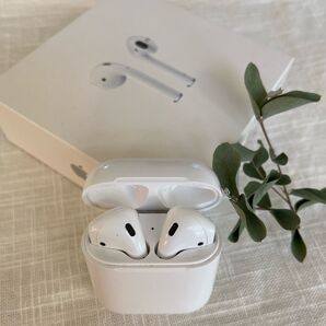 AirPods☆美品☆ Apple エアポッズ エアーポッズ Bluetooth ワイヤレスイヤホン アップル