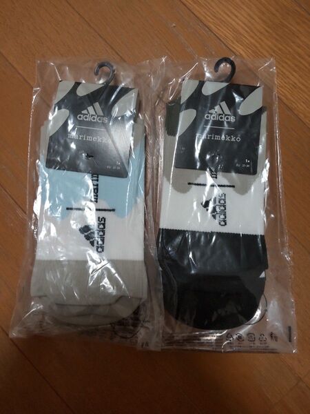 新品Marimekko&adidasコラボ★レディースソックス2足セット