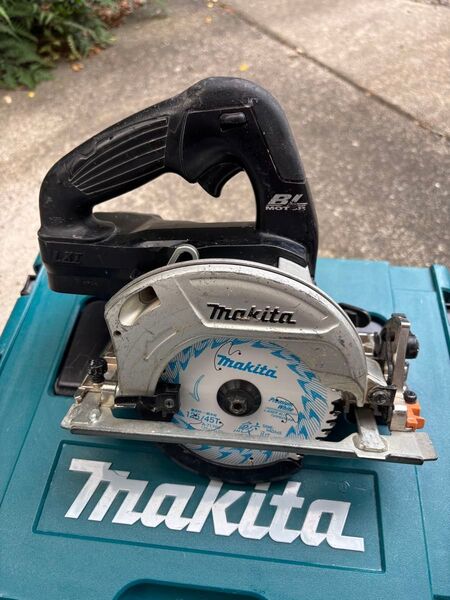 マキタ 18V充電式マルノコ HS471D