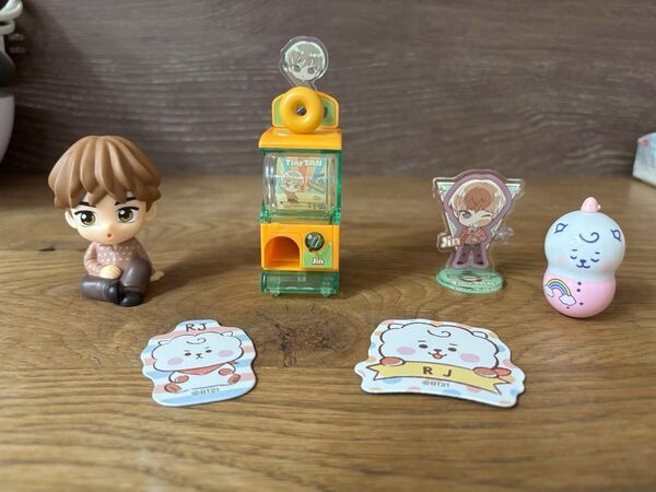 BTS TinyTAN BT21フィギュア まとめ売り