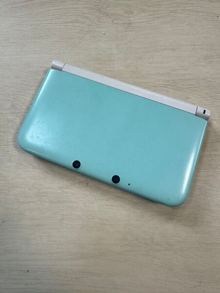 0623-9 Nintendo 3DS LL