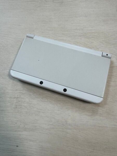 0623-16 Newニンテンドー3DS ホワイト