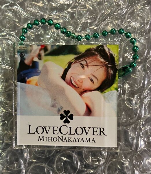 中山美穂さん ジャケットキーホルダー LOVE CLOVER